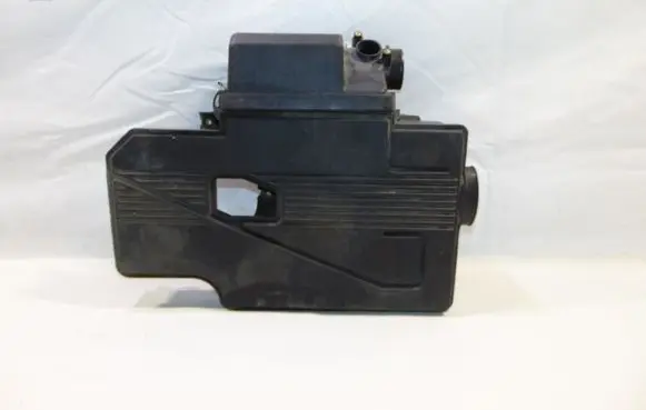 Suzuki SX4 Air filter box 1370079J00 79JA01