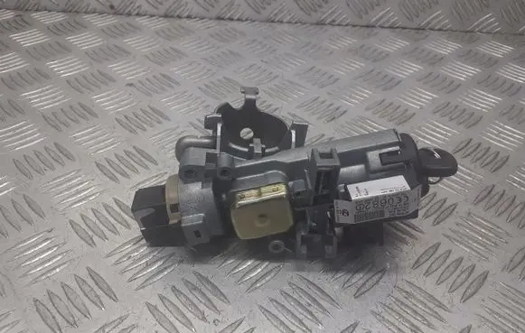 Mazda 2 Ignition lock GJ6A66938A