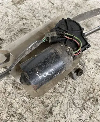 Volkswagen Caddy Front wiper linkage and motor