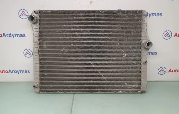 BMW 5 F10 F11 Coolant radiator 7601831 17117601831 17118669004