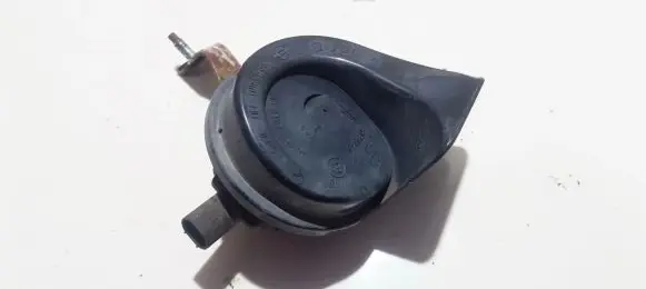 BMW X3 E83 Horn signal 703881157