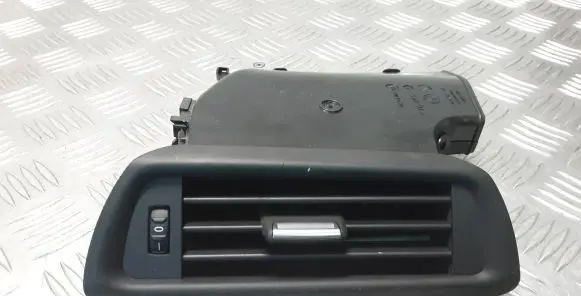 BMW 7 F01 F02 F03 F04 Air vent grill in roof 9113793