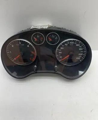 Audi A3 S3 A3 Sportback 8P Speedometer (instrument cluster) 8P0920931 D0H18002