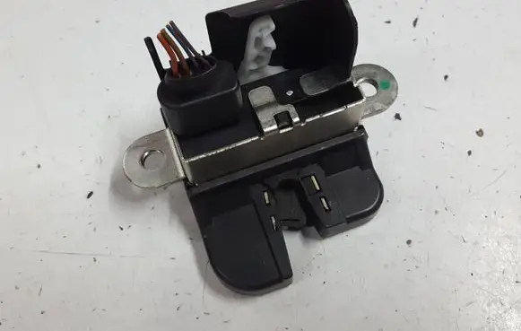 Skoda Citigo Tailgate/trunk/boot lock/catch/latch 1S0827505BXAUTOPX 1S0827505B