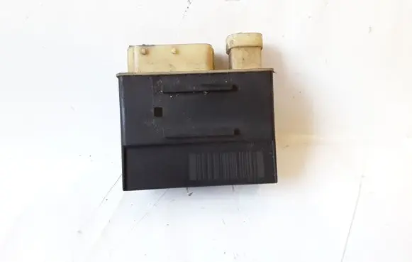 Peugeot 308 Glow plug pre-heat relay 9662570880