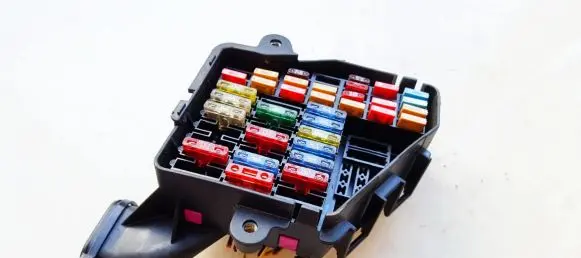 Skoda Octavia Mk1 (1U) Fuse box set