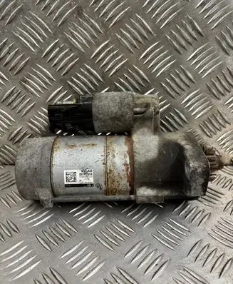 Volkswagen Touareg II Starter motor 059911024K