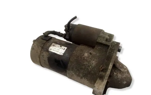 Opel Astra H Starter motor 55352882