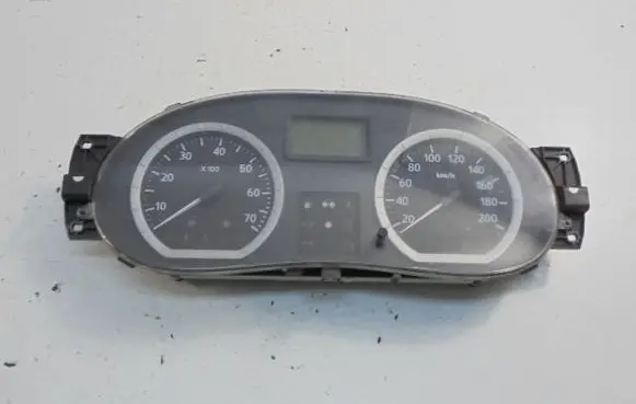 Dacia Logan I Speedometer (instrument cluster) P8200650539