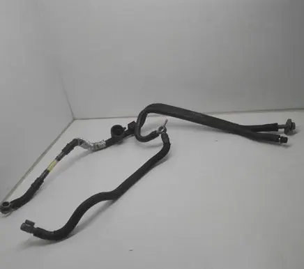 Audi A8 S8 D3 4E Fuel line pipe 057130300AF