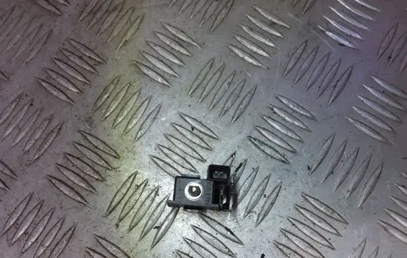Volkswagen Touran I Sensor 1K0953527B 2940062022