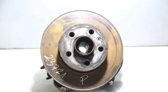 Volkswagen Polo VI Front wheel hub spindle knuckle