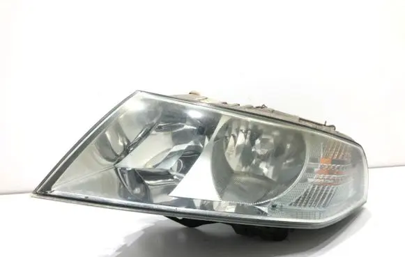 Skoda Octavia Mk2 (1Z) Headlight/headlamp 