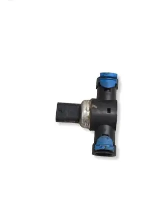 Volvo S90, V90 Fuel pressure sensor 31432653