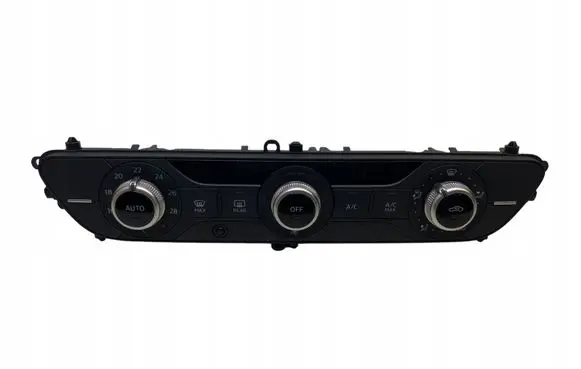 Audi A4 S4 B9 Climate control unit 8W0820043