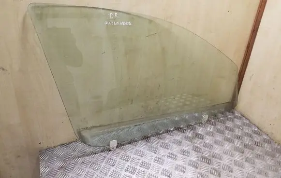 Mitsubishi Outlander Front door window glass four-door