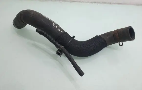 Chevrolet Captiva Engine coolant pipe/hose