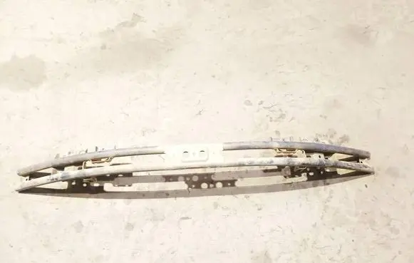 Suzuki Grand Vitara II Front bumper cross member