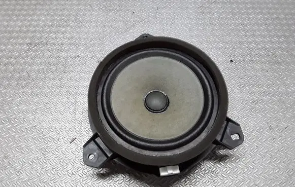 Toyota Yaris Rear door speaker 16704C1