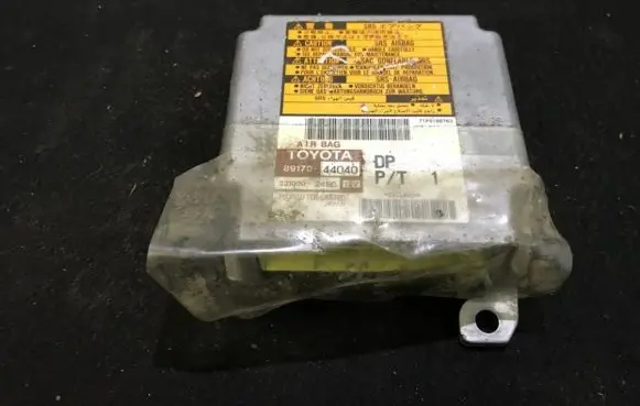 Toyota Avensis Verso Airbag control unit/module 8917044040 89170-44040
