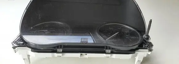 Mitsubishi Outlander Speedometer (instrument cluster)