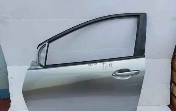Mazda 2 Front door