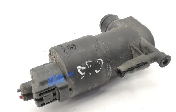 Toyota Verso-S Windscreen/windshield washer pump 853300F020