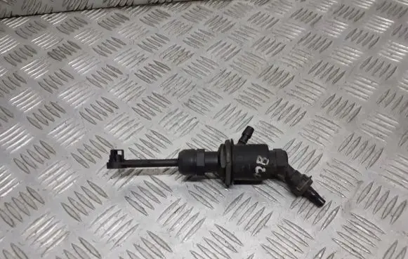 Nissan Micra Clutch slave cylinder 