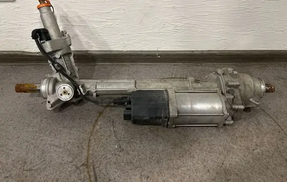 BMW X6M F86 Steering rack 7857196 32107857196