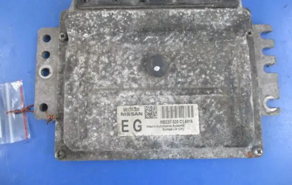Nissan Micra Engine control unit/module ECU MEC37-320