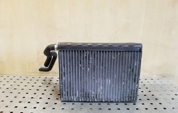 BMW X3 F25 Air conditioning (A/C) radiator (interior) 