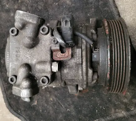 Jeep Grand Cherokee (WJ) Air conditioning (A/C) compressor (pump) Hfc134A