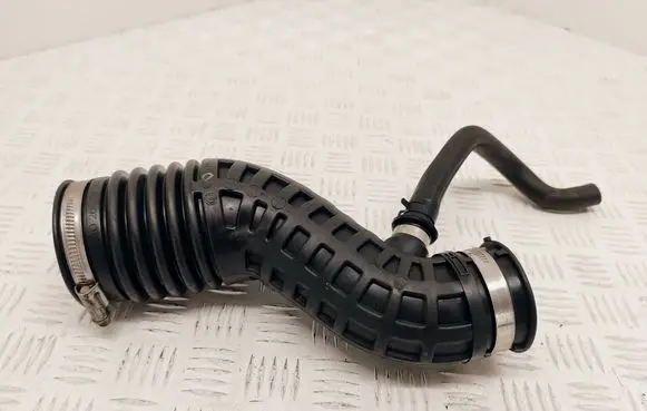 Renault Koleos I Air intake hose/pipe 1026324S01