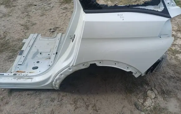 Peugeot 5008 II Rear quarter panel 