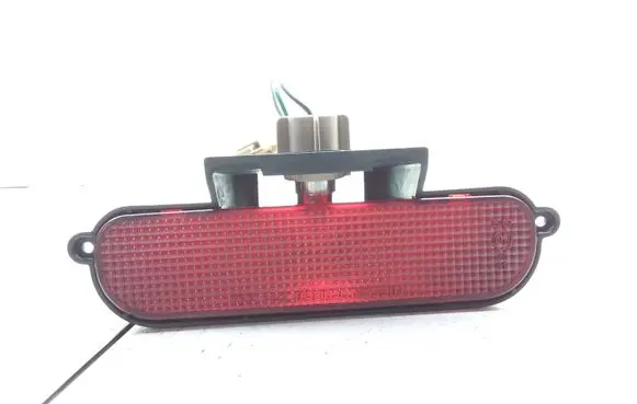Nissan Almera Third/center stoplight 4732 4029