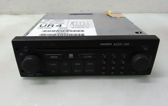 Opel Zafira A Radio/CD/DVD/GPS head unit 313203739