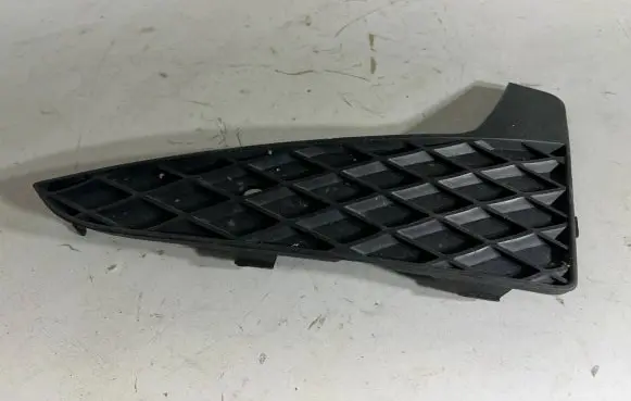 Seat Ibiza IV (6J,6P) Front bumper lower grill 6J0853665G 148843C4 PD1D20