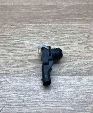 Mercedes-Benz E W212 Air pressure sensor A0065422518 0261230261