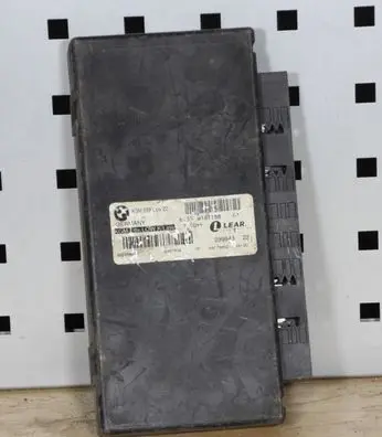 BMW 5 E60 E61 Comfort/convenience module 6135915715801 9157158 23994322