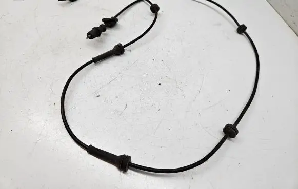 Fiat Doblo ABS brake wheel speed sensor 46811205