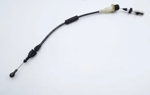 Mercedes-Benz E W210 Throttle cable 2103002330