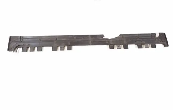 Infiniti Q30 Intercooler air guide/duct channel A2465051430
