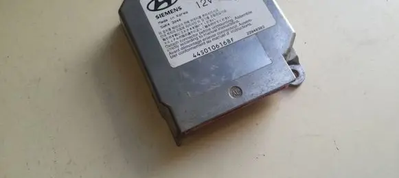 Hyundai Santa Fe Airbag control unit/module 9591026600