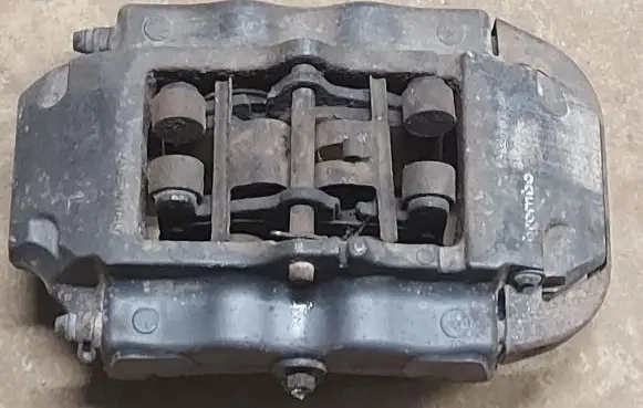 Audi Q7 4L Rear brake caliper