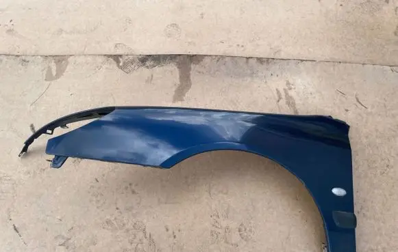 Peugeot 607 Fender 