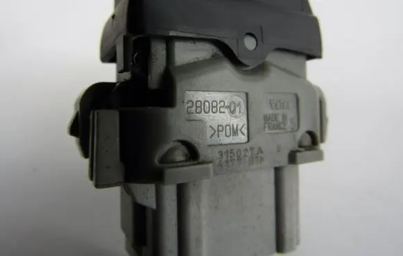 Renault Scenic II - Grand scenic II Electric window control switch
