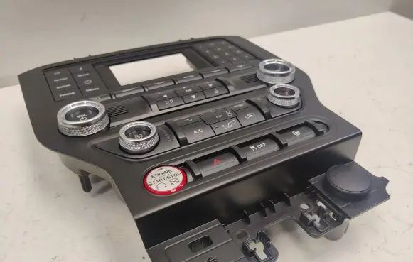 Ford Mustang VI Climate control unit FR3T18E243BG