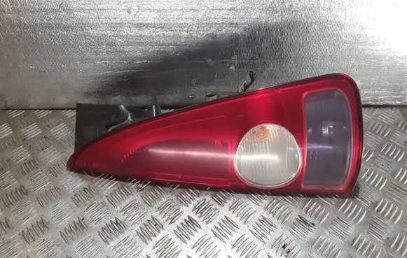 Renault Espace - Grand espace IV Rear/tail lights 8200027152