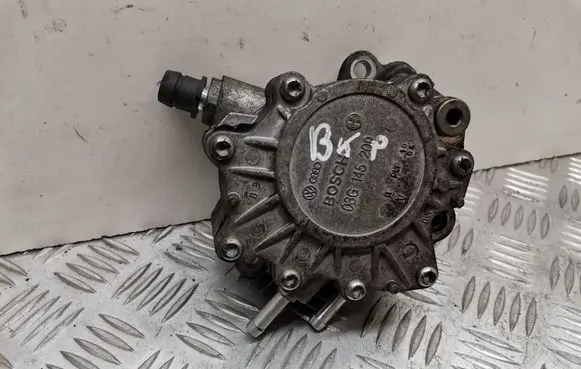Volkswagen PASSAT B6 Fuel injection high pressure pump 03G145209 161205