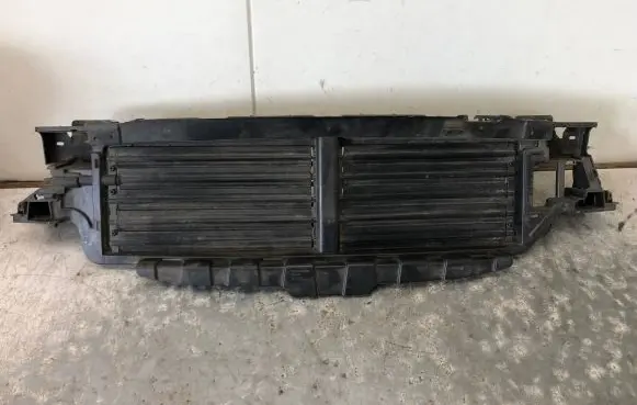 Volvo XC60 Intercooler air guide/duct channel 31425365
